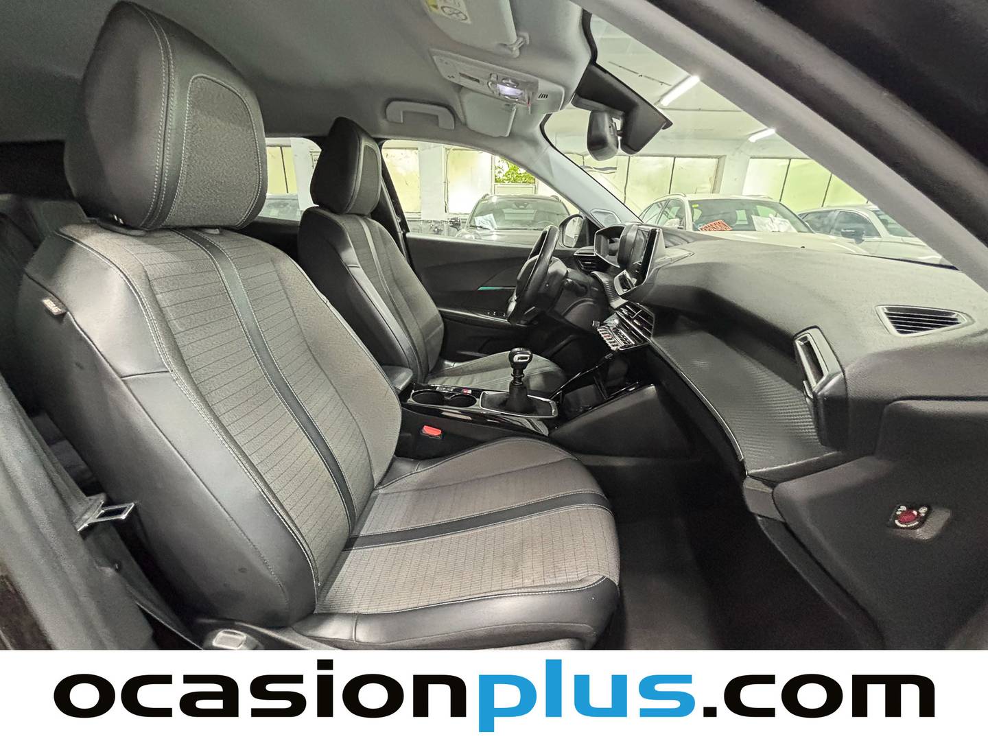 Foto Peugeot 2008 Peugeot 2008 PureTech 130 S&S Allure Pack (130 CV)