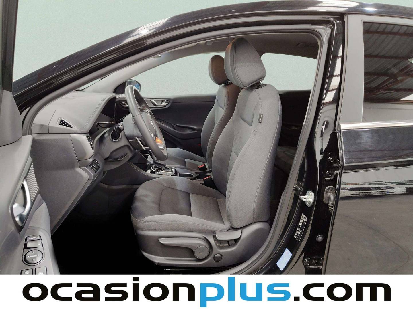 Foto asientos delanteros Hyundai IONIQ Hyundai Ioniq 1.6 GDI HEV Tecno DCT (141 CV)
