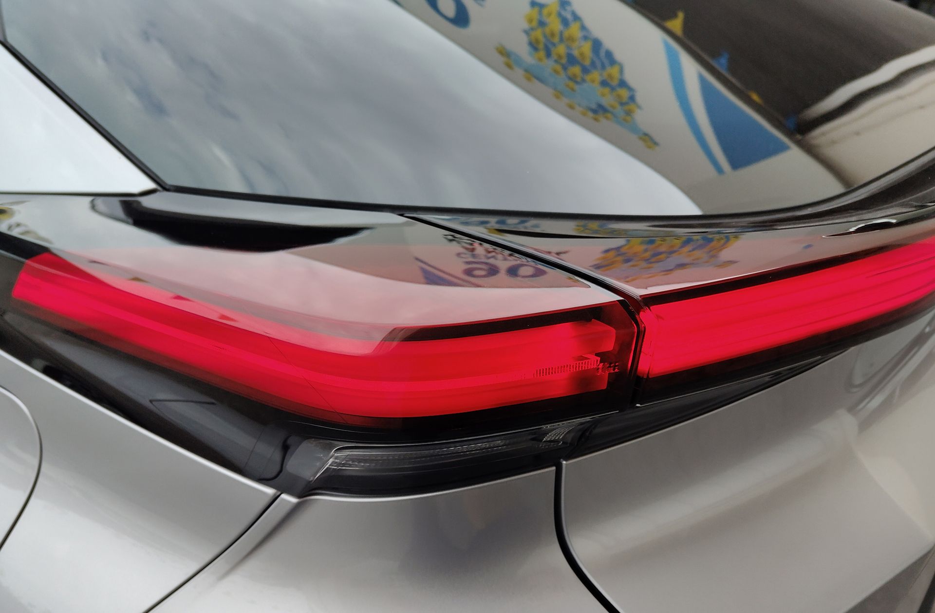 Toyota C-HR 140H Advance - foto 16