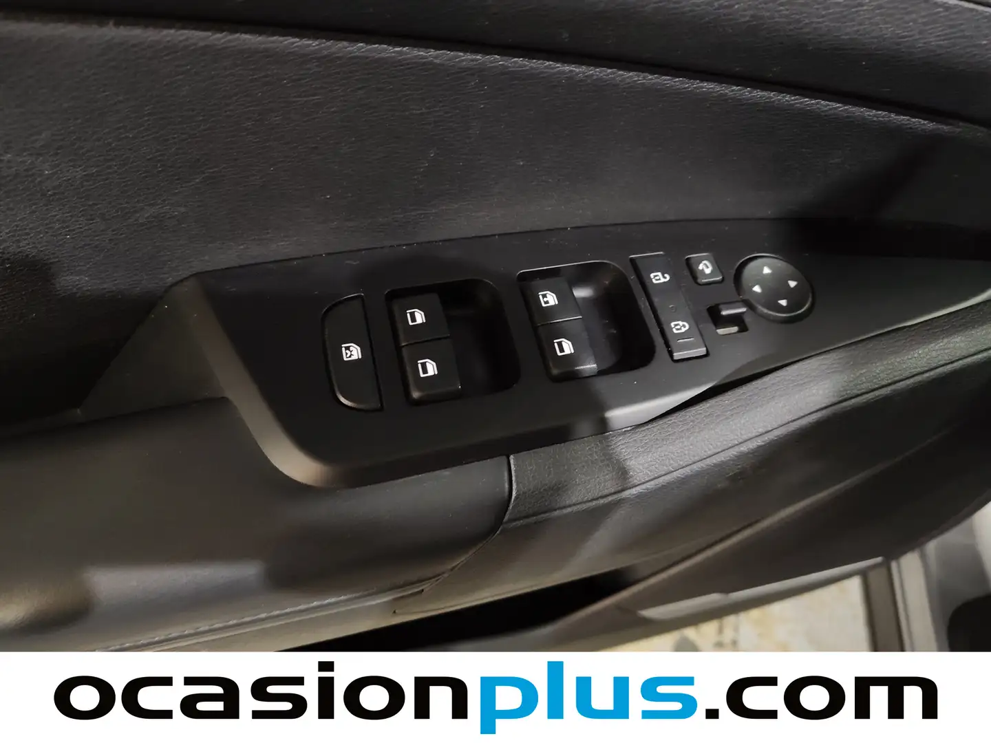 Foto KIA Sportage Kia Sportage 1.6 CRDi MHEV Business 4x2 (136 CV)