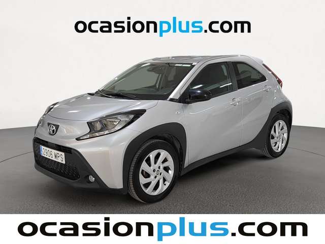 Toyota Aygo X Cross 1.0 VVT-I Play (72 CV) de segunda mano