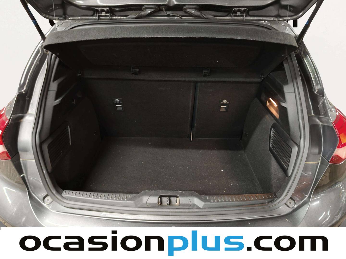 Fotos maletero Ford Focus Ford Focus 1.0 Ecoboost MHEV ST-Line (125 CV)