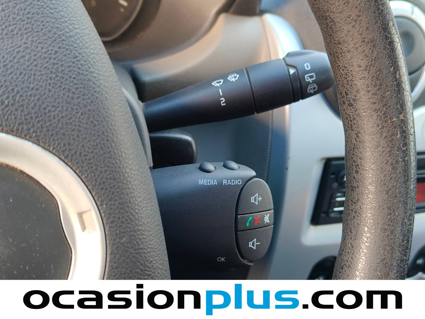 Dacia Sandero Dacia Sandero 1.2 16v Ambiance Music  (75 CV) de ocasión