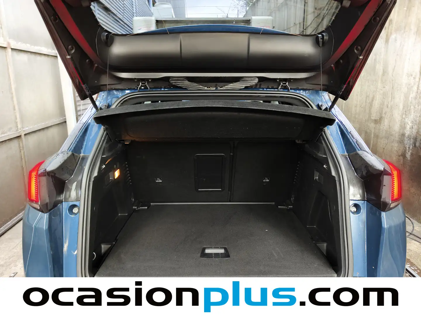 Foto Peugeot 3008 Peugeot 3008 PureTech 130 S&S Allure Pack EAT8 (130 CV)