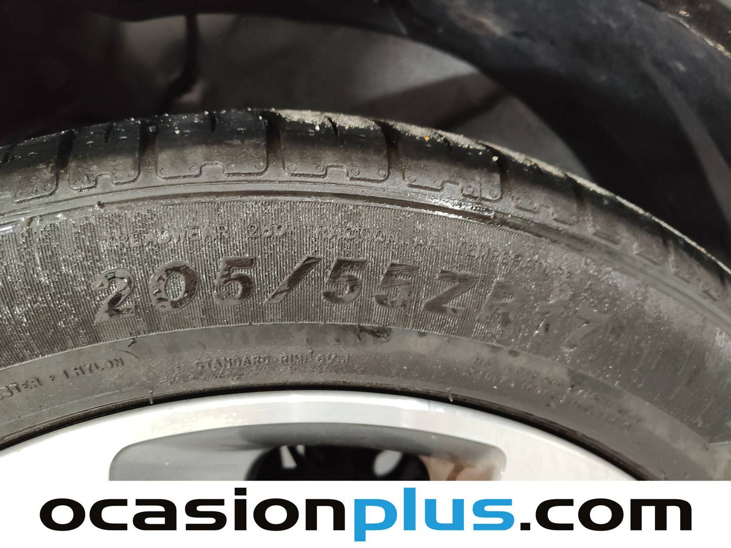 Foto KIA STONIC Kia STONIC 1.4 T-GDi Tech (100 CV)