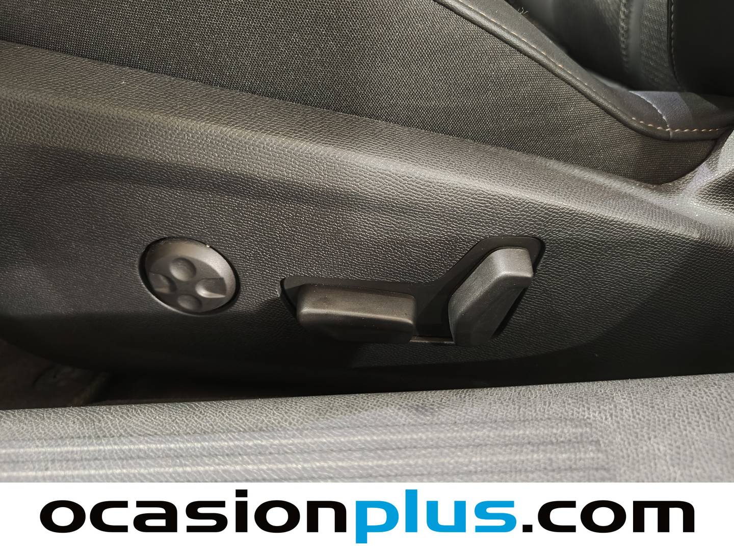 Foto Peugeot 508 Hybrid Peugeot 508 Hybrid 225 GT e-EAT8  (225 CV)