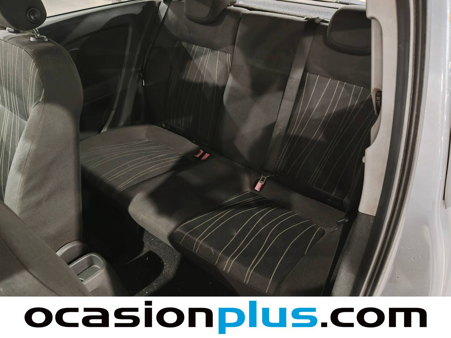Foto asientos traseros Opel Corsa Opel Corsa 1.2 Enjoy (80 CV)