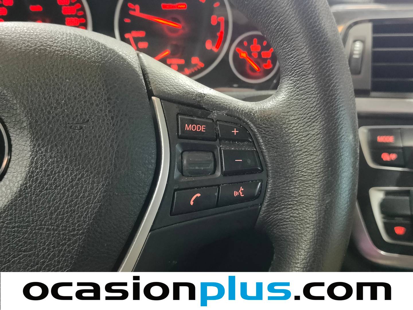 Foto BMW Serie 3 BMW Serie 3 318d  (143 CV)