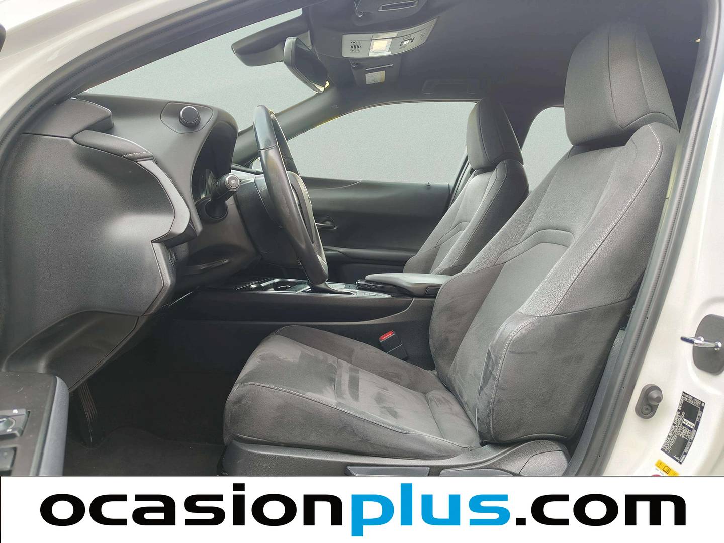 Foto asientos delanteros Lexus UX Lexus UX 250h Business 2WD (184 CV)