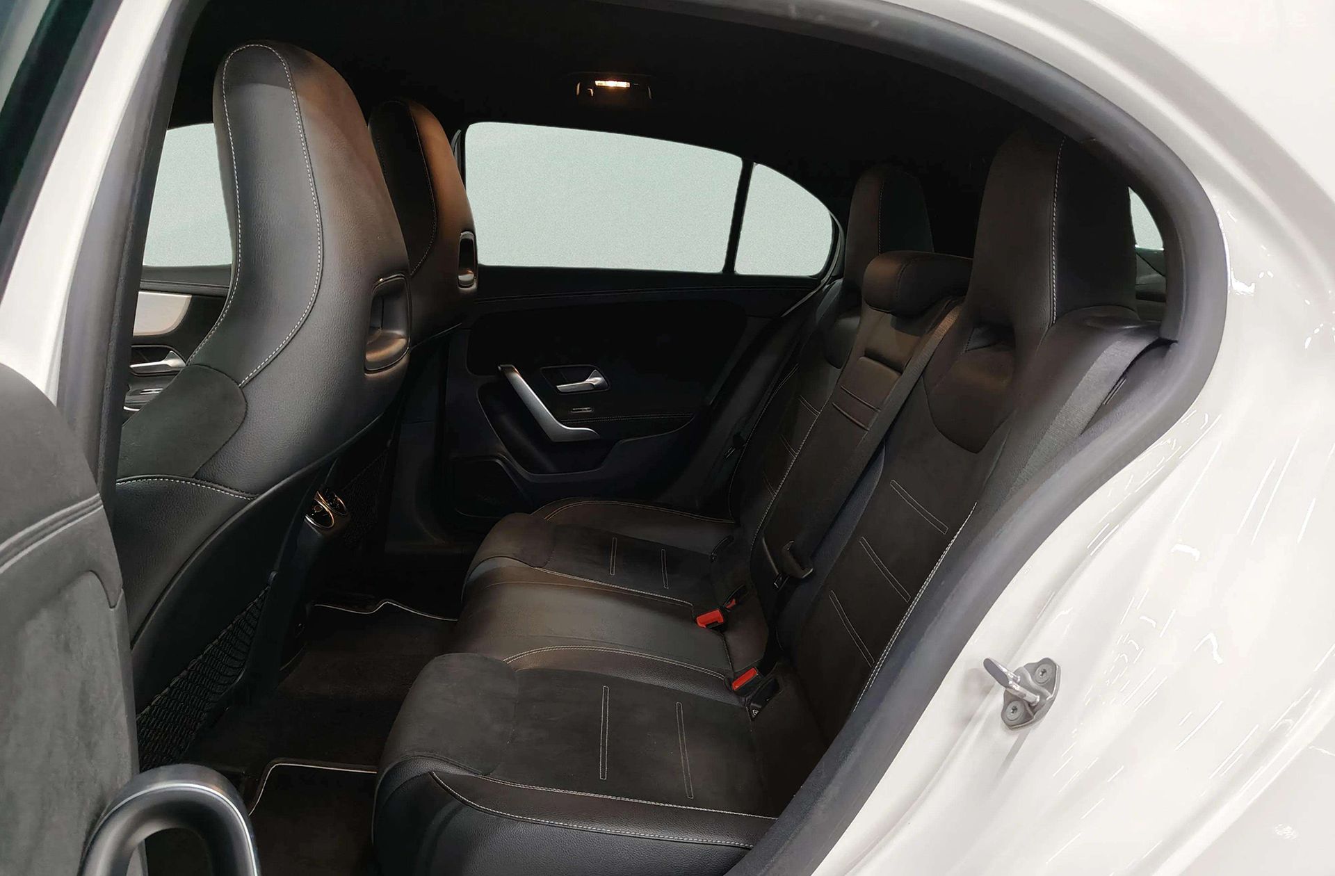 Mercedes-Benz Clase A 180 d Pack AMG - foto 15