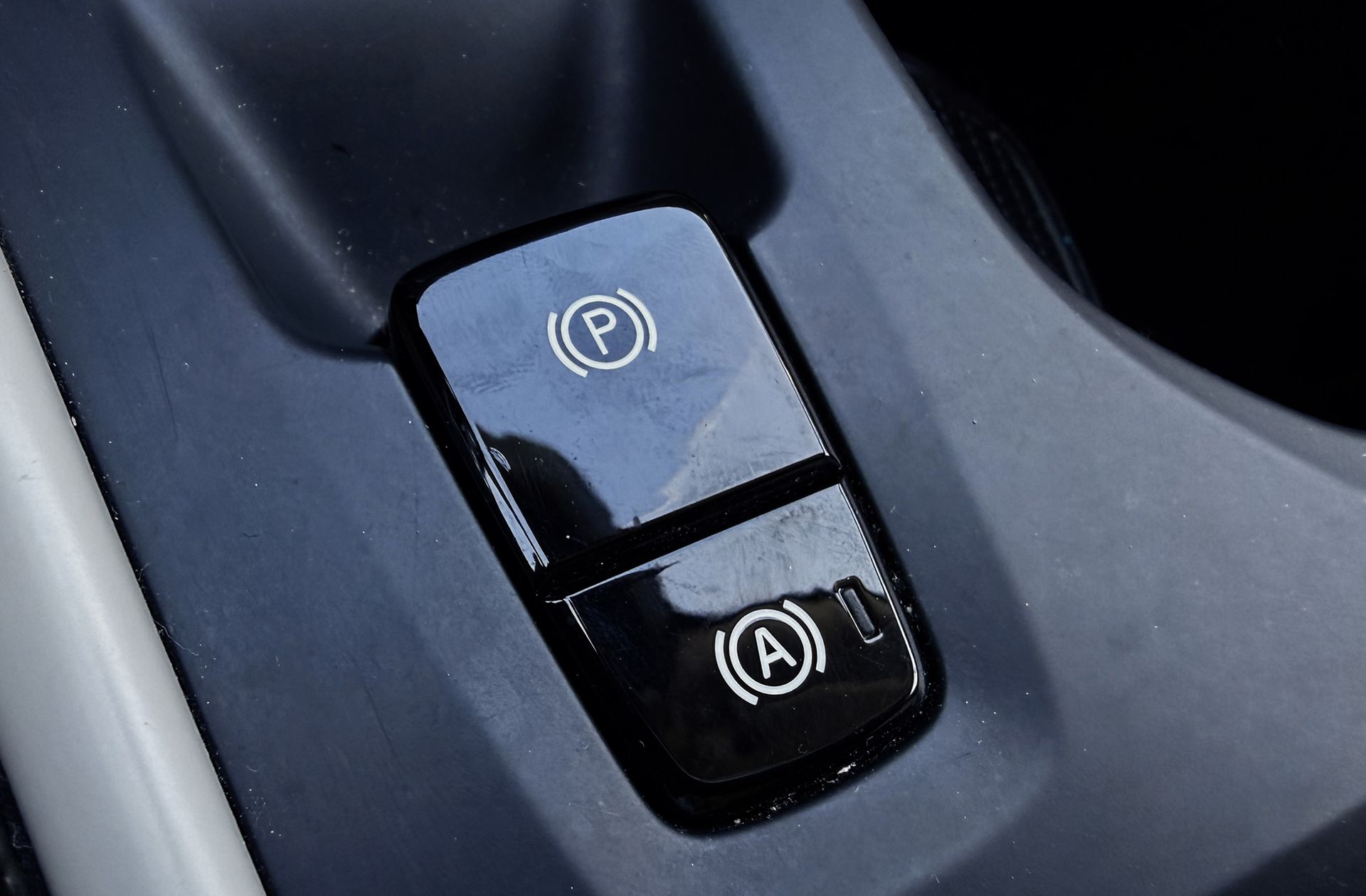 Volvo XC40 D3 Business Plus - foto 27
