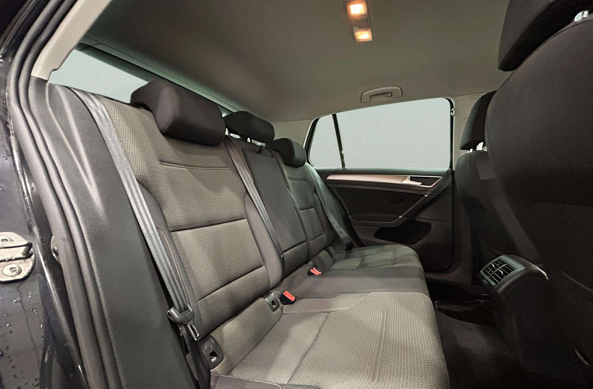 Volkswagen Golf Advance 1.6 TDI BMT - foto 15