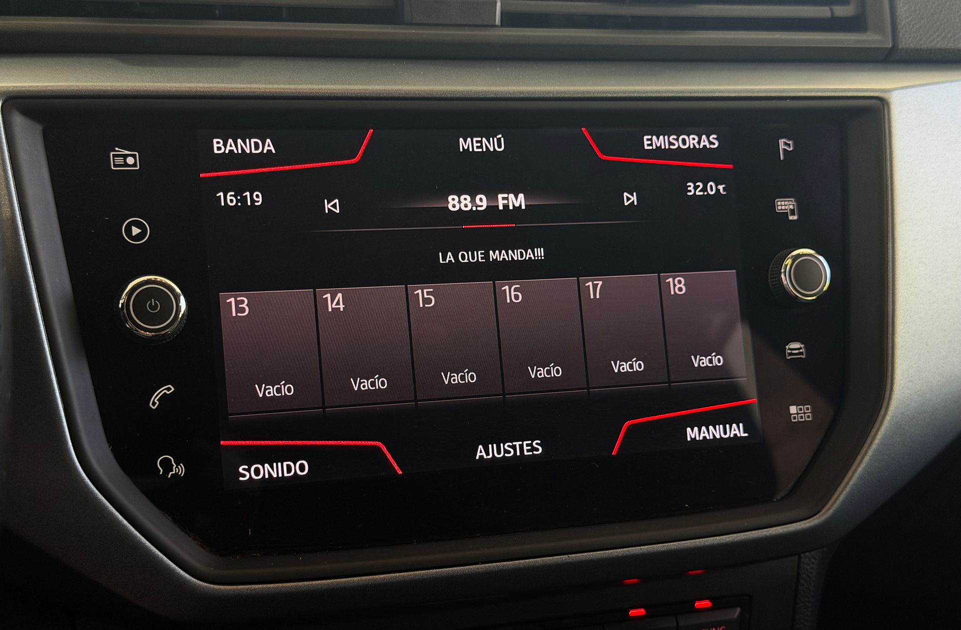 SEAT Arona 1.0 TSI Ecomotive Style - foto 31