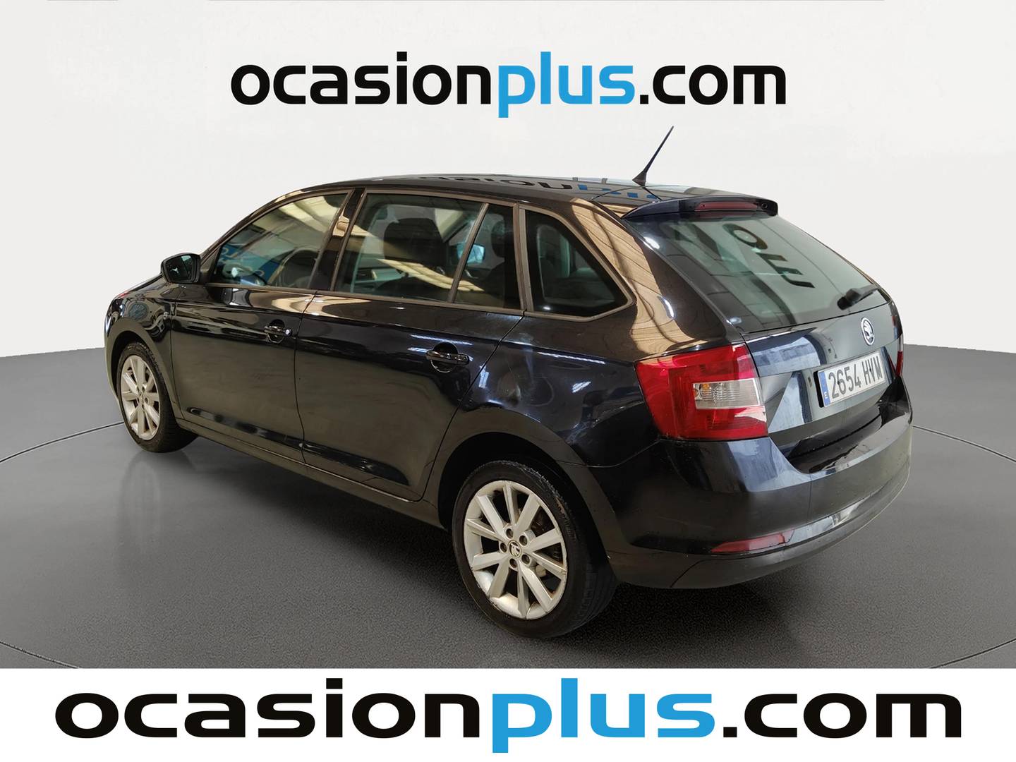 Foto trasera Skoda Spaceback Skoda Spaceback 1.6 TDI CR Ambition (105 CV) izquierda