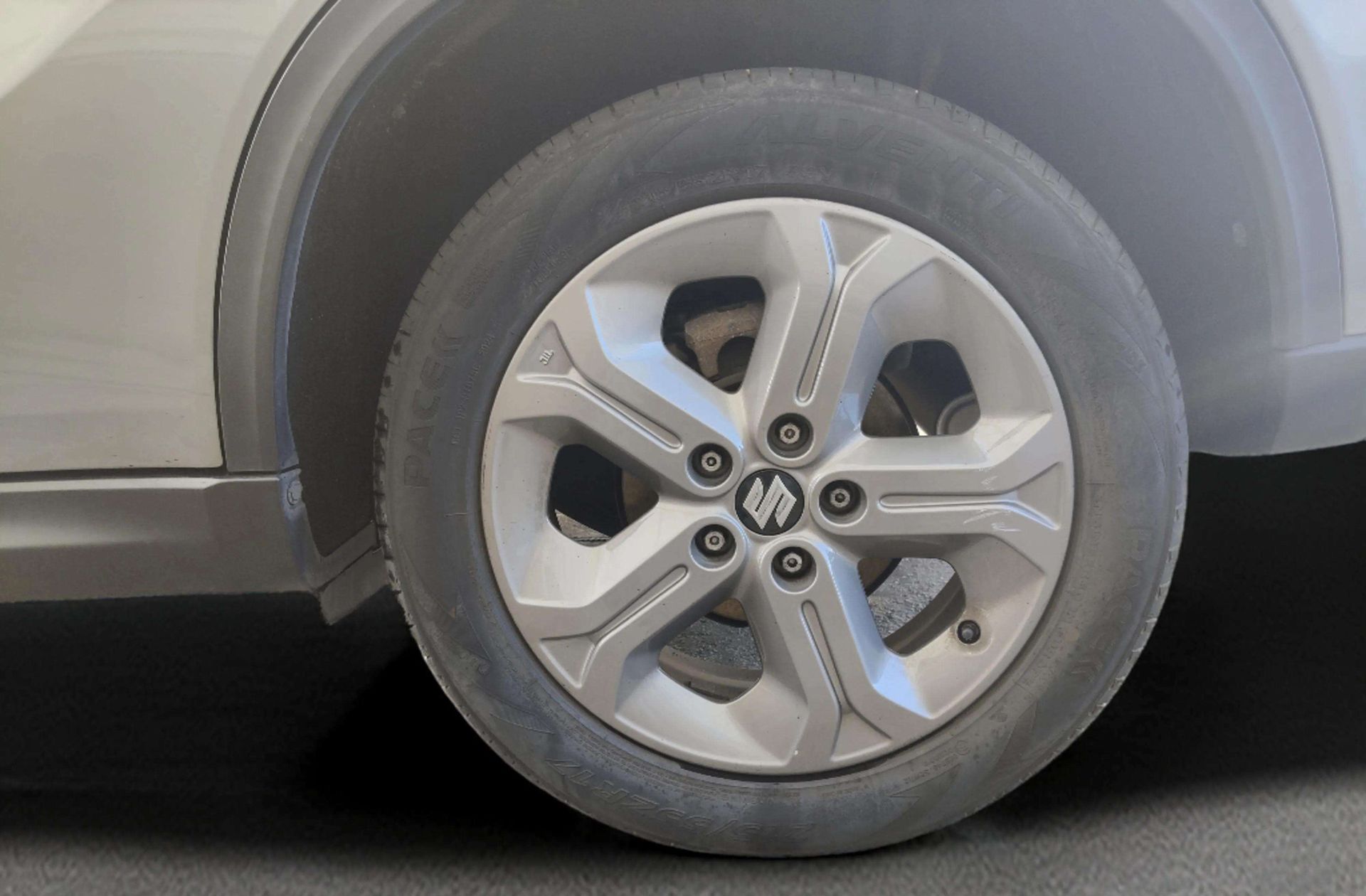Suzuki Vitara 1.6 VVT GLE - foto 31