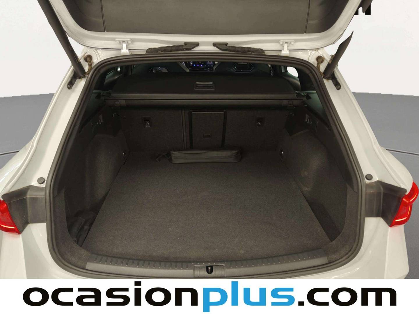 Fotos maletero Cupra León Cupra Leon Sportstourer 1.4 e-Hybrid DSG (204 CV)