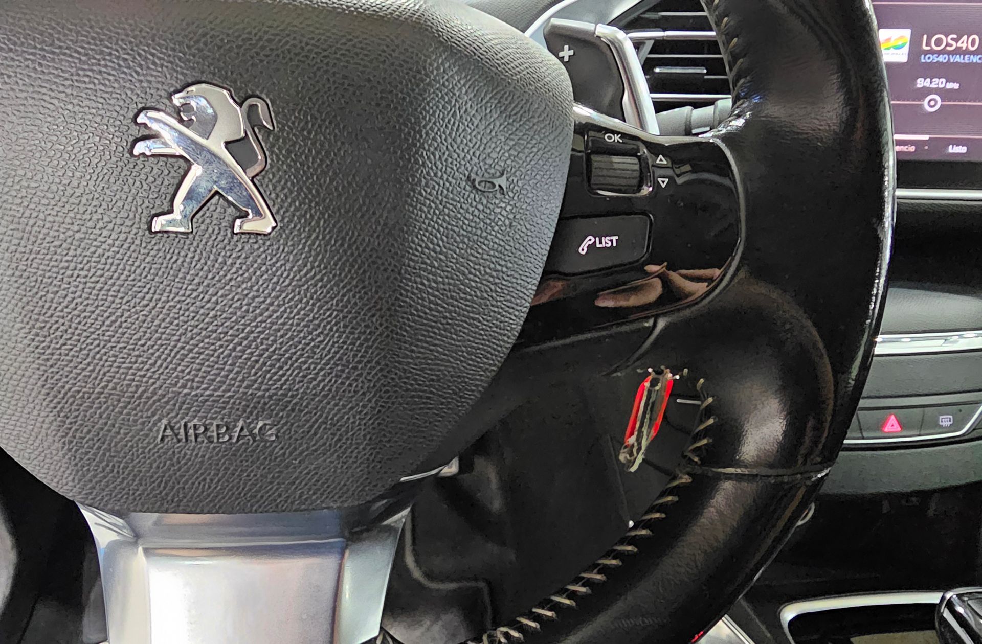 Peugeot 308 BlueHDi 130 Style EAT8 - foto 26
