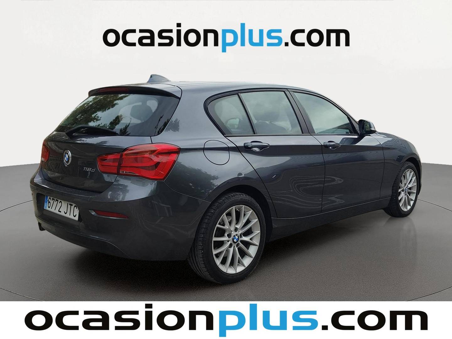 Foto trasera BMW Serie 1 BMW Serie 1 116d (116 CV) derecha