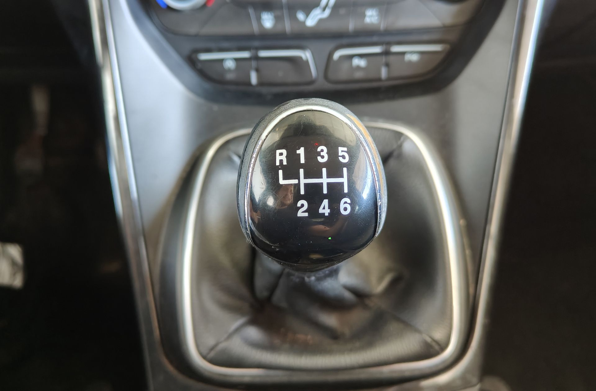 Ford C-Max 1.0 EcoBoost Titanium - foto 5