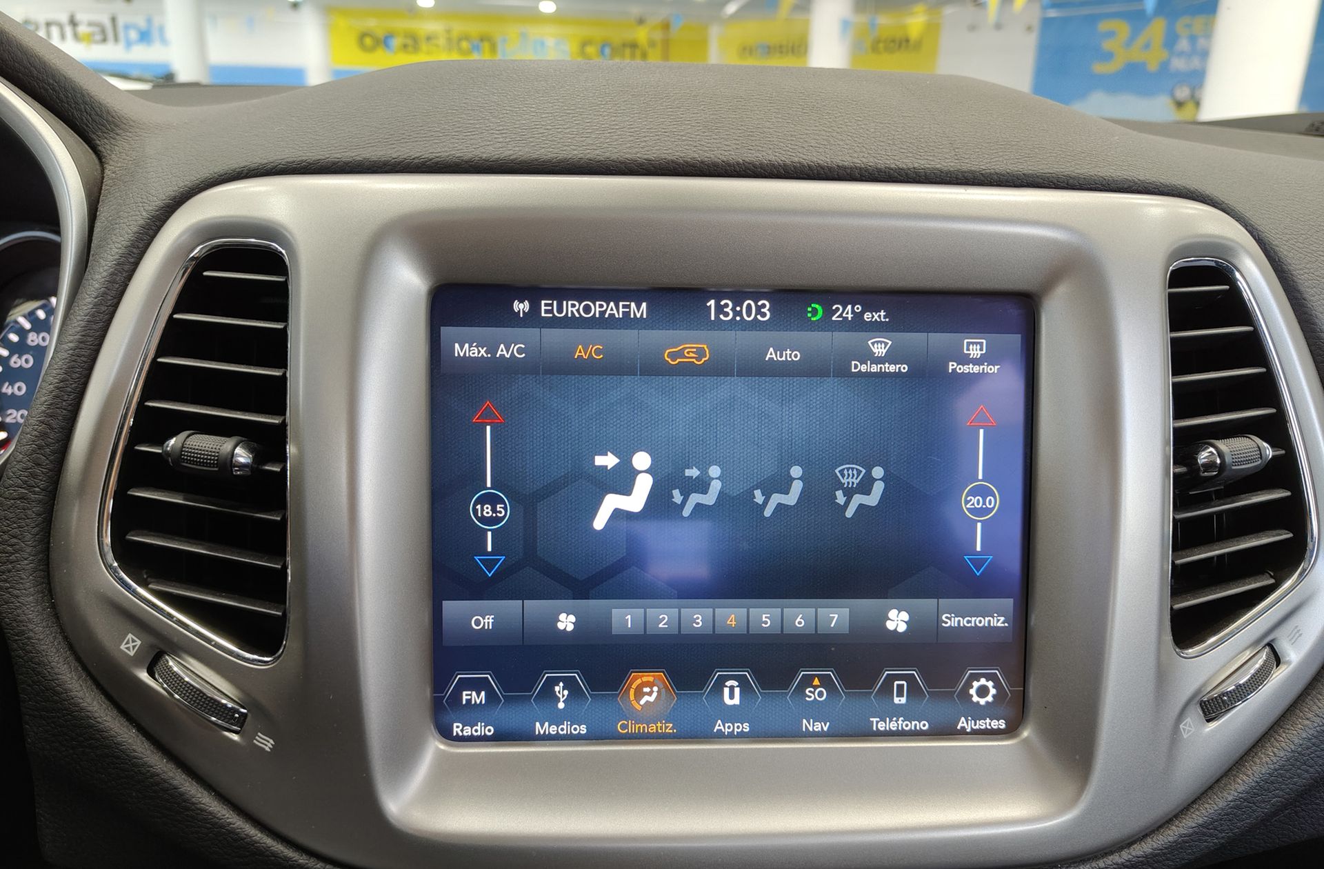 Jeep Compass 1.4 MultiAir Longitude 4x2 - foto 26