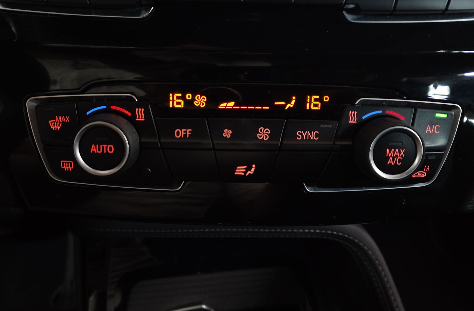 BMW X2 sDrive18i - foto 28