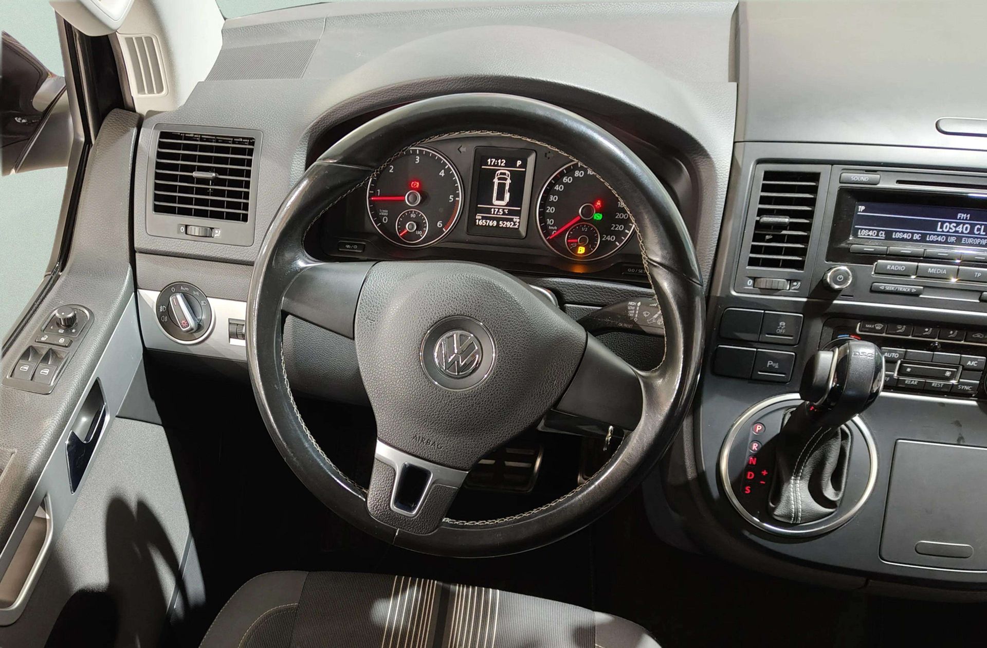 Volkswagen Multivan Comfortline Edition 2.0 BiTDI DSG - foto 24