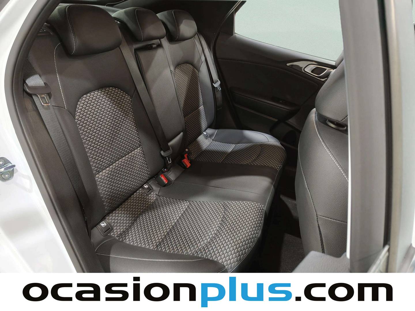 Foto KIA XCeed Kia XCeed 1.5 MHEV iMT Tech (140 CV)