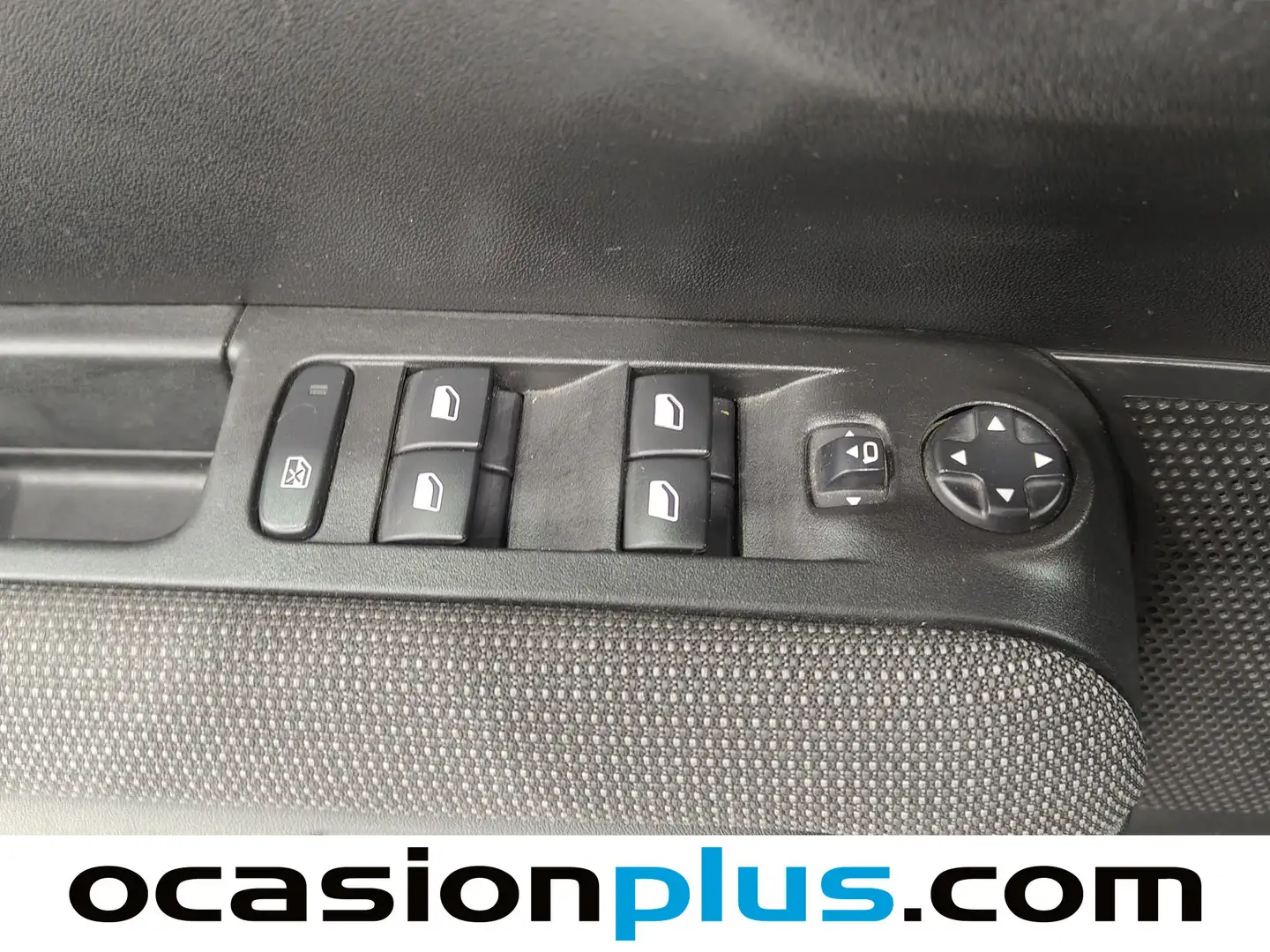 Foto Citroën C3 Aircross Citroen C3 Aircross PureTech 130 Shine Pack EAT6 (131 CV)