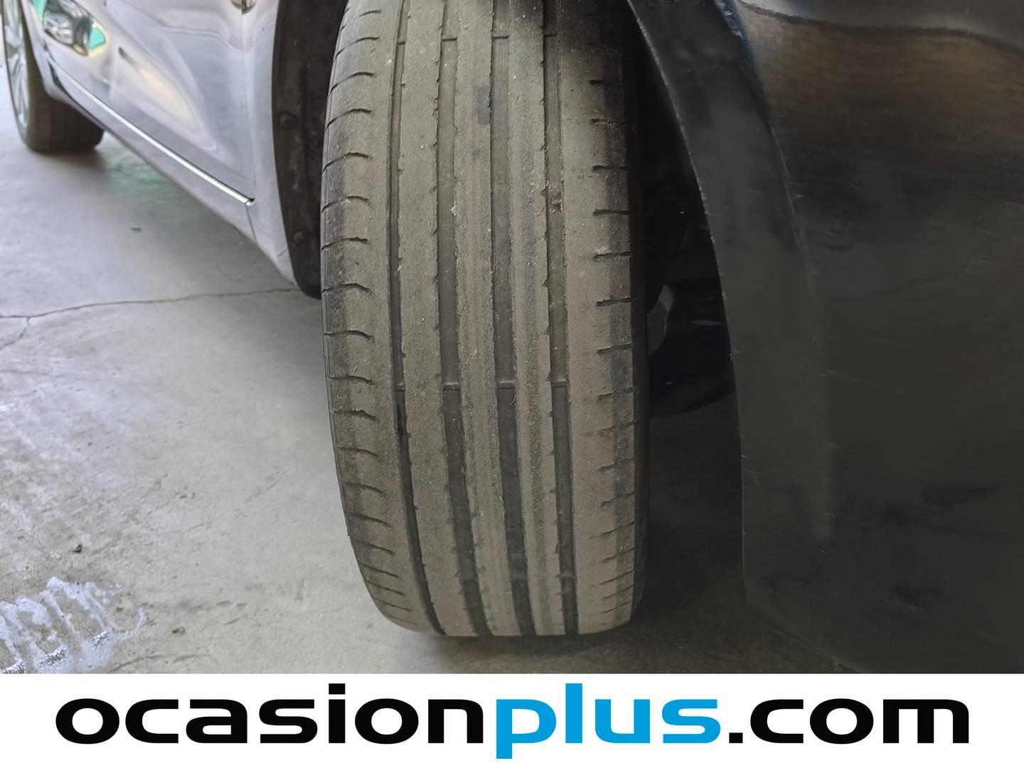 KIA Carens KIA Carens 1.6 GDi UEFA Euro 2016 Eco-Dynamics  (135 CV) de segunda mano