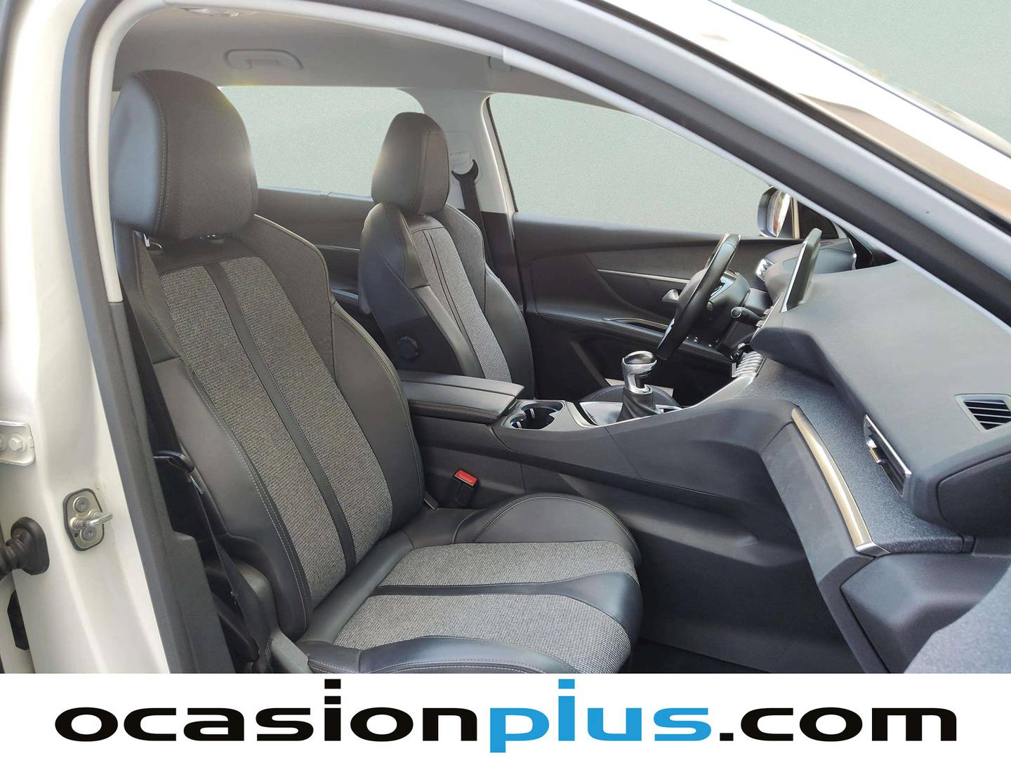Peugeot 5008 Peugeot 5008 PureTech 130 S&S Allure (130 CV) 7 Plazas gasolina