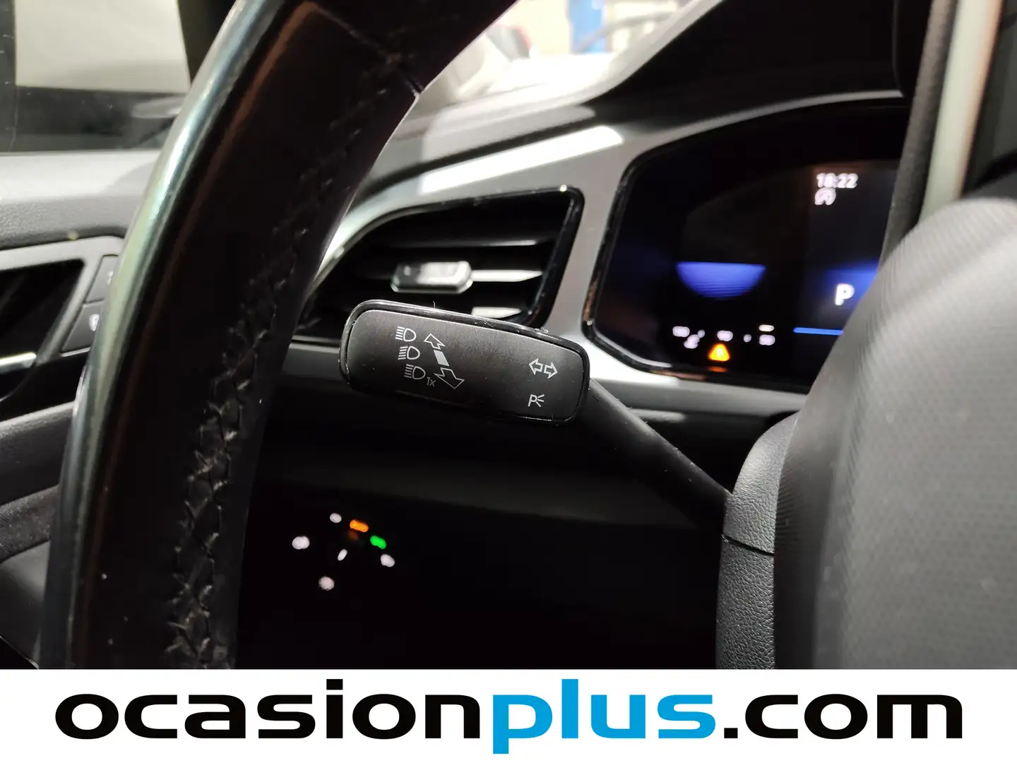 Foto Volkswagen T-Roc Volkswagen T-Roc Life 2.0 TDI (150 CV) DSG