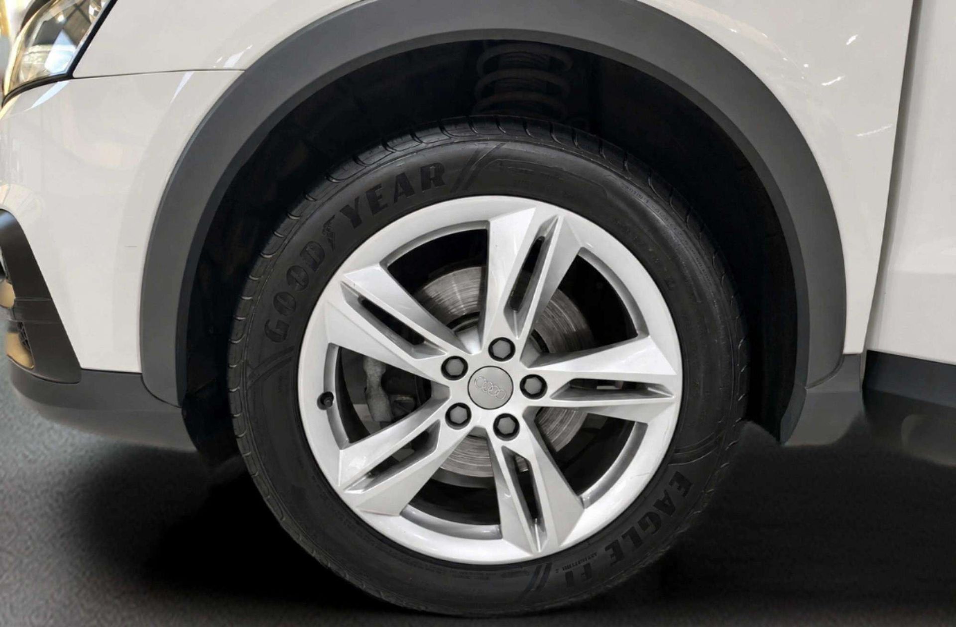 Audi Q3 design edition 1.4 TFSI - foto 33