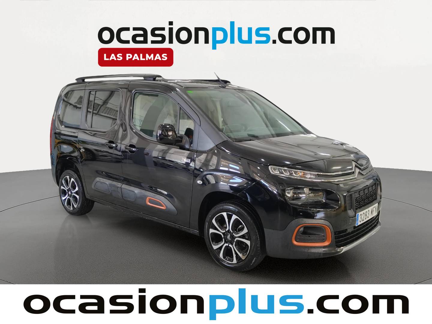 Foto delantera Citroën Berlingo Citroën Berlingo Combi BlueHDi 100 Talla M Shine Business  (102 CV) derecha
