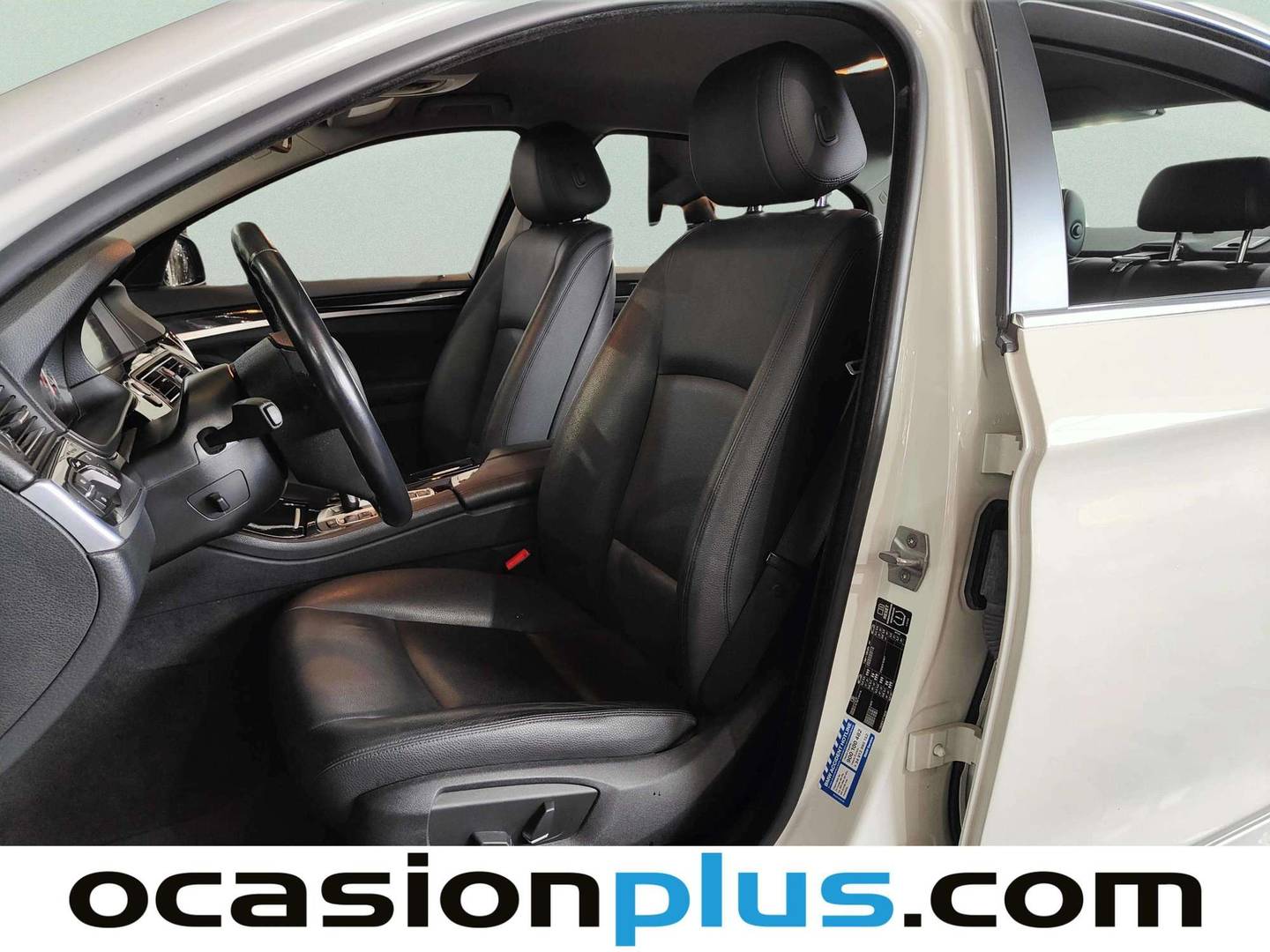 Foto asientos delanteros BMW Serie 5 BMW Serie 5 520d (190 CV)