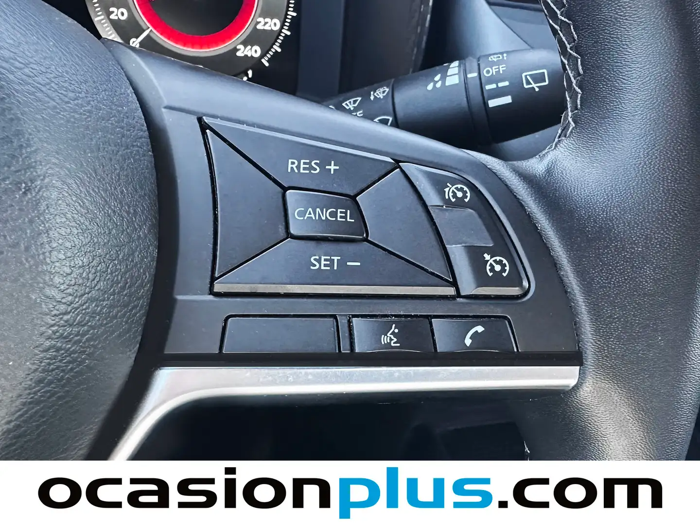 Foto Nissan JUKE Nissan Juke DIG-T N-Connecta 4x2 (114 CV)