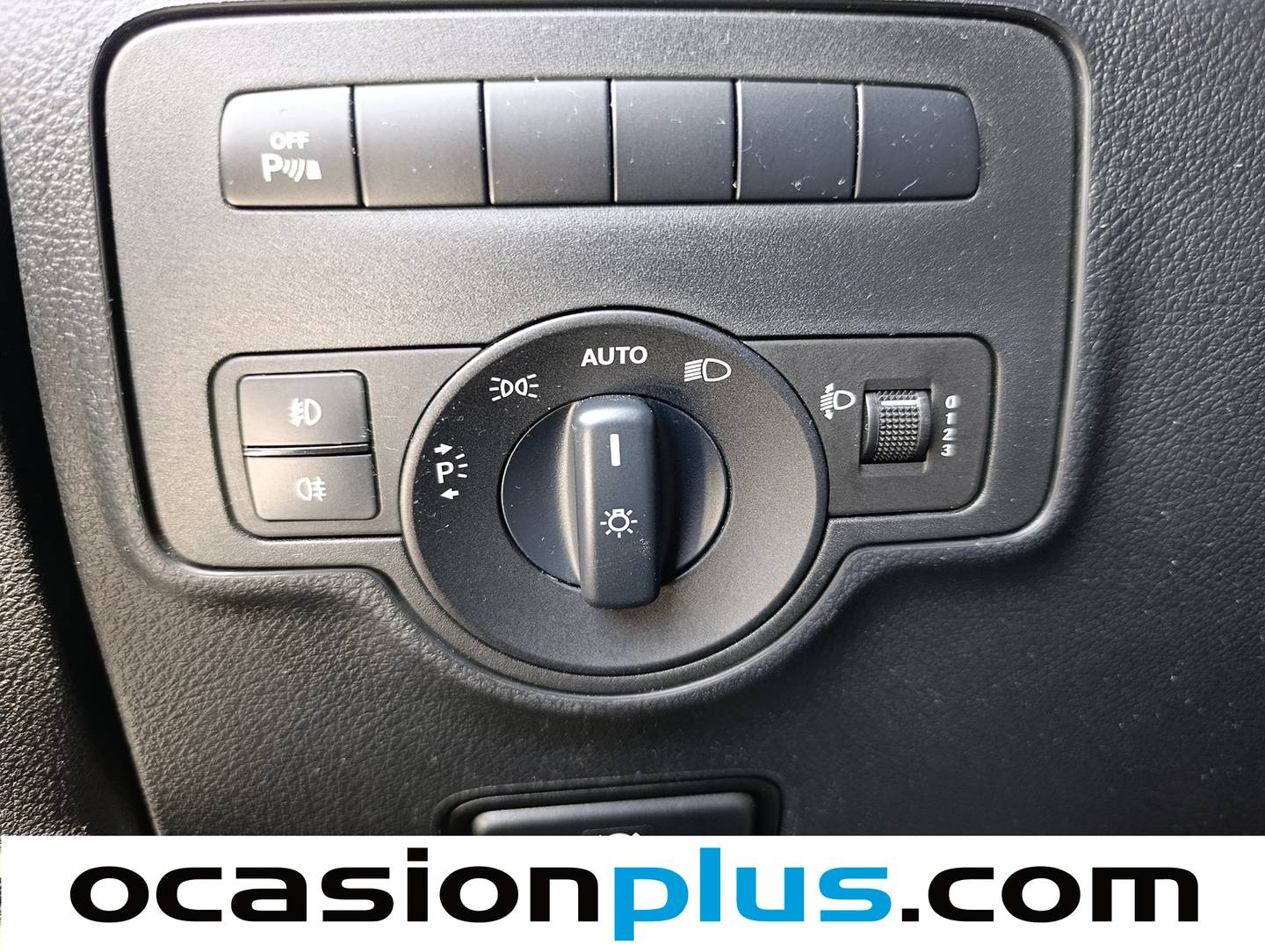 Equipamiento del Mercedes Vito Mercedes Vito Combi 114 CDI Tourer Base Larga (136 CV) 8 Plazas