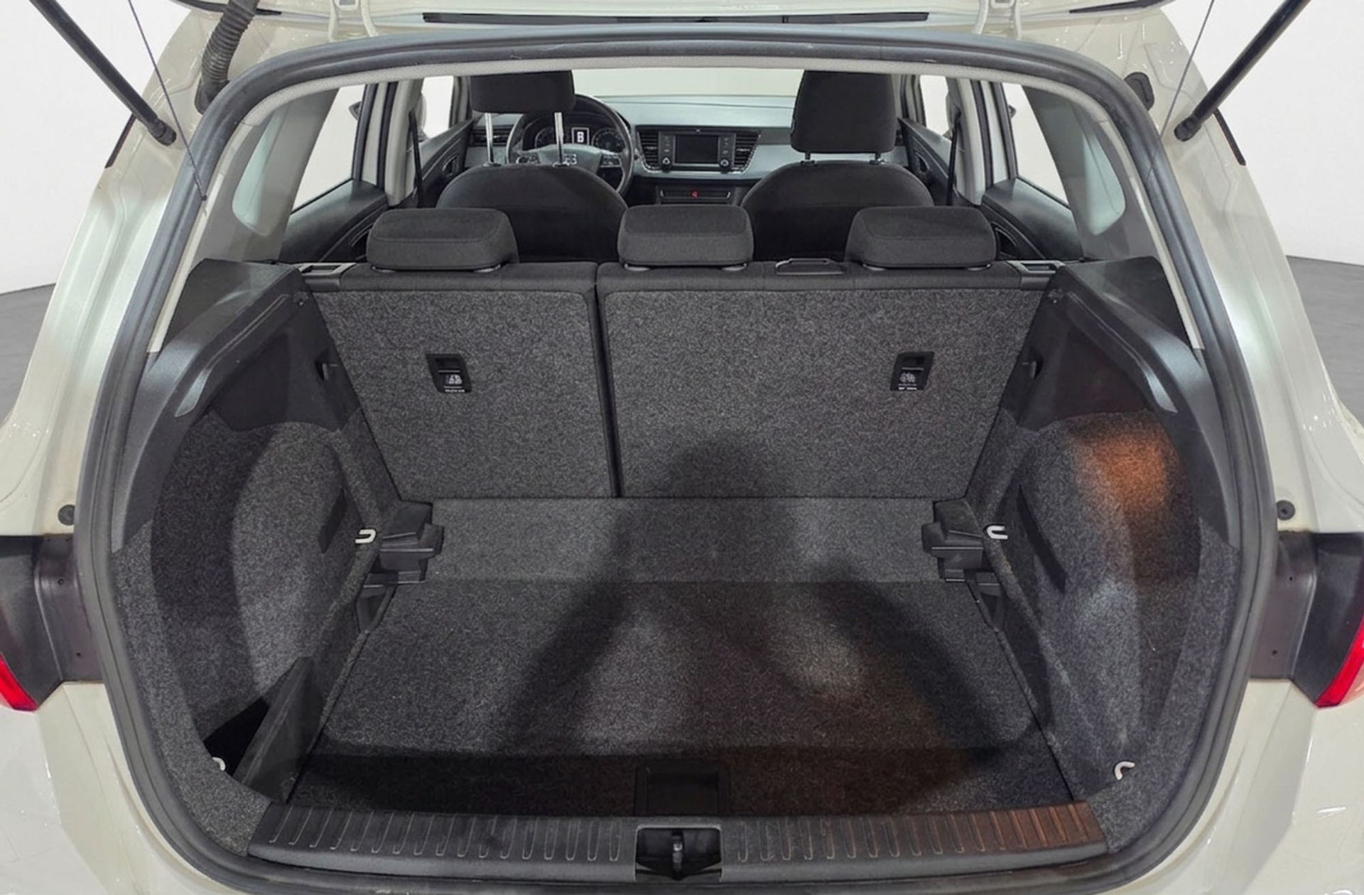 SEAT Arona 1.6 TDI Ecomotive Style - foto 14