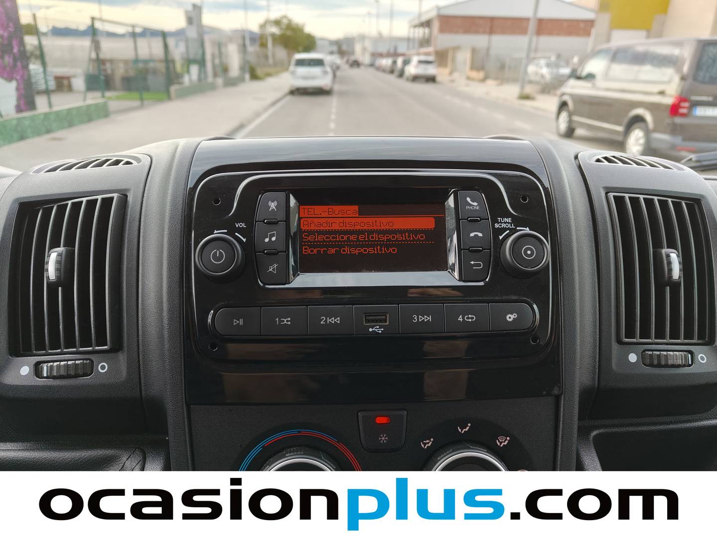 Foto Citroën Jumper Citroen Jumper BlueHDi 140 35 Heavy L4H3 (140 CV)