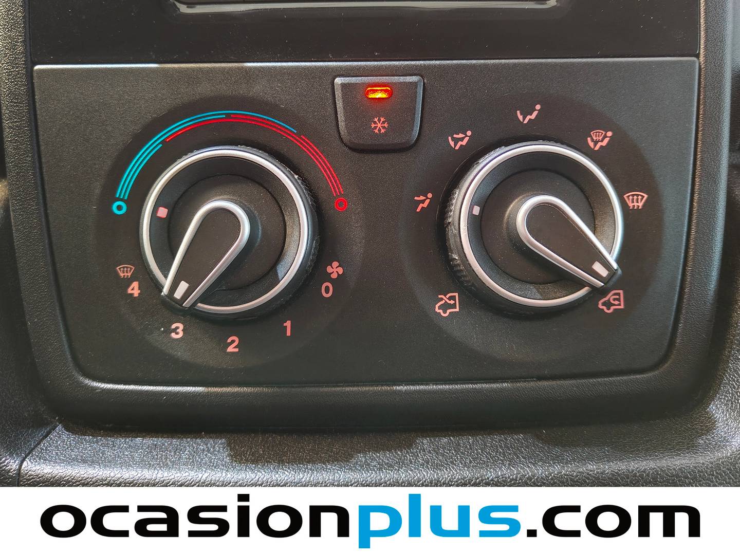 Accesorios del Peugeot Boxer Peugeot Boxer Furgon BlueHDi 140 S&S Pack 335 L2H2 (140 CV)