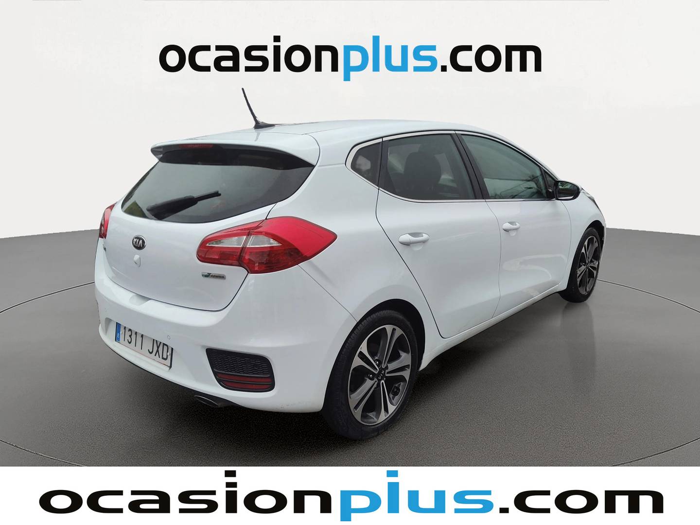 Foto trasera KIA Ceed KIA Ceed 1.6 CRDi VGT x-Tech16 Eco-Dynamics (136 CV) derecha