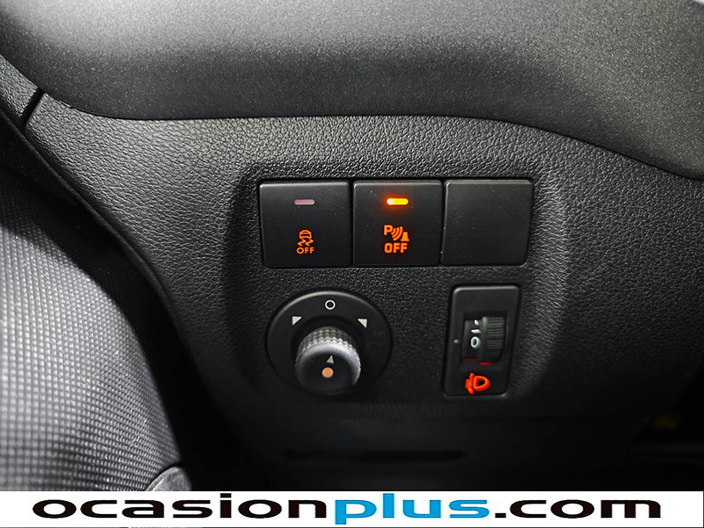 Equipamiento del Peugeot Partner Peugeot Partner Tepee Combi 1.6 BlueHDi Outdoor (100 CV)