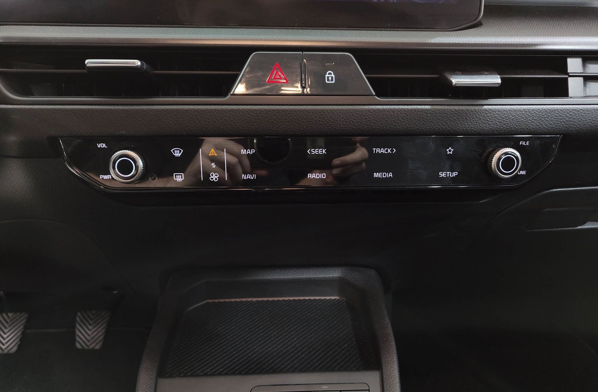 Kia Stonic 1.0 T-GDi MHEV Concept - foto 27