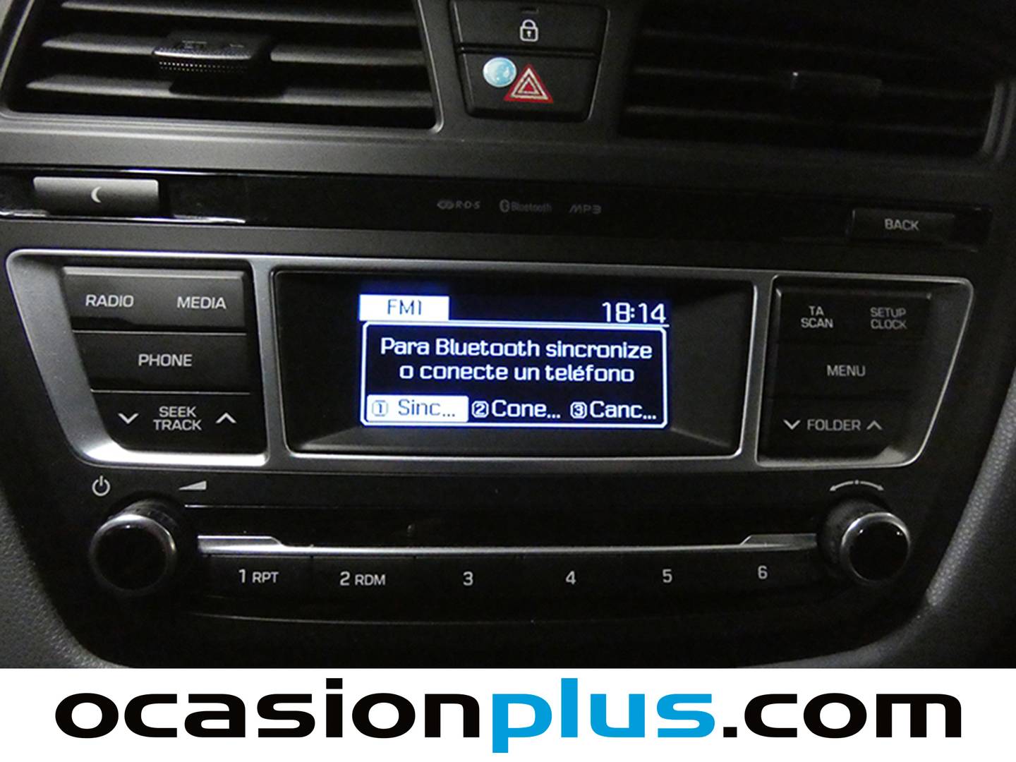 Equipamiento del Hyundai i20 Hyundai i20 1.1 CRDI Essence (75 CV)