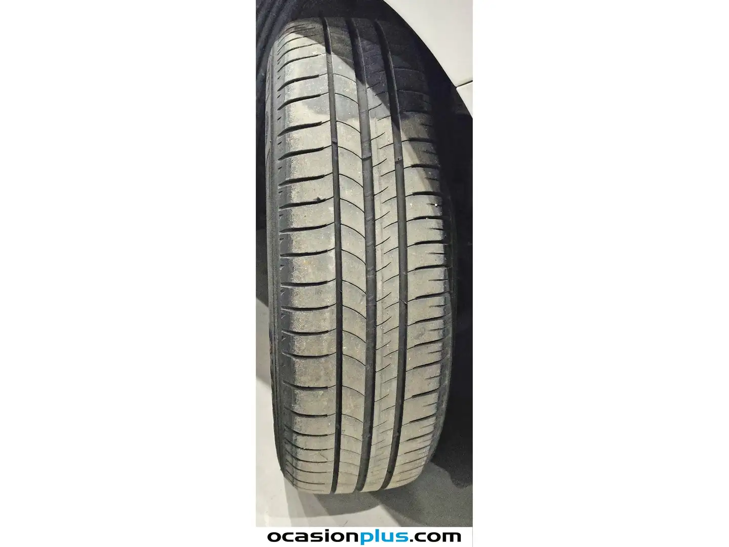 Foto Hyundai i20 Hyundai i20 1.2 MPI Essence LE (75 CV)