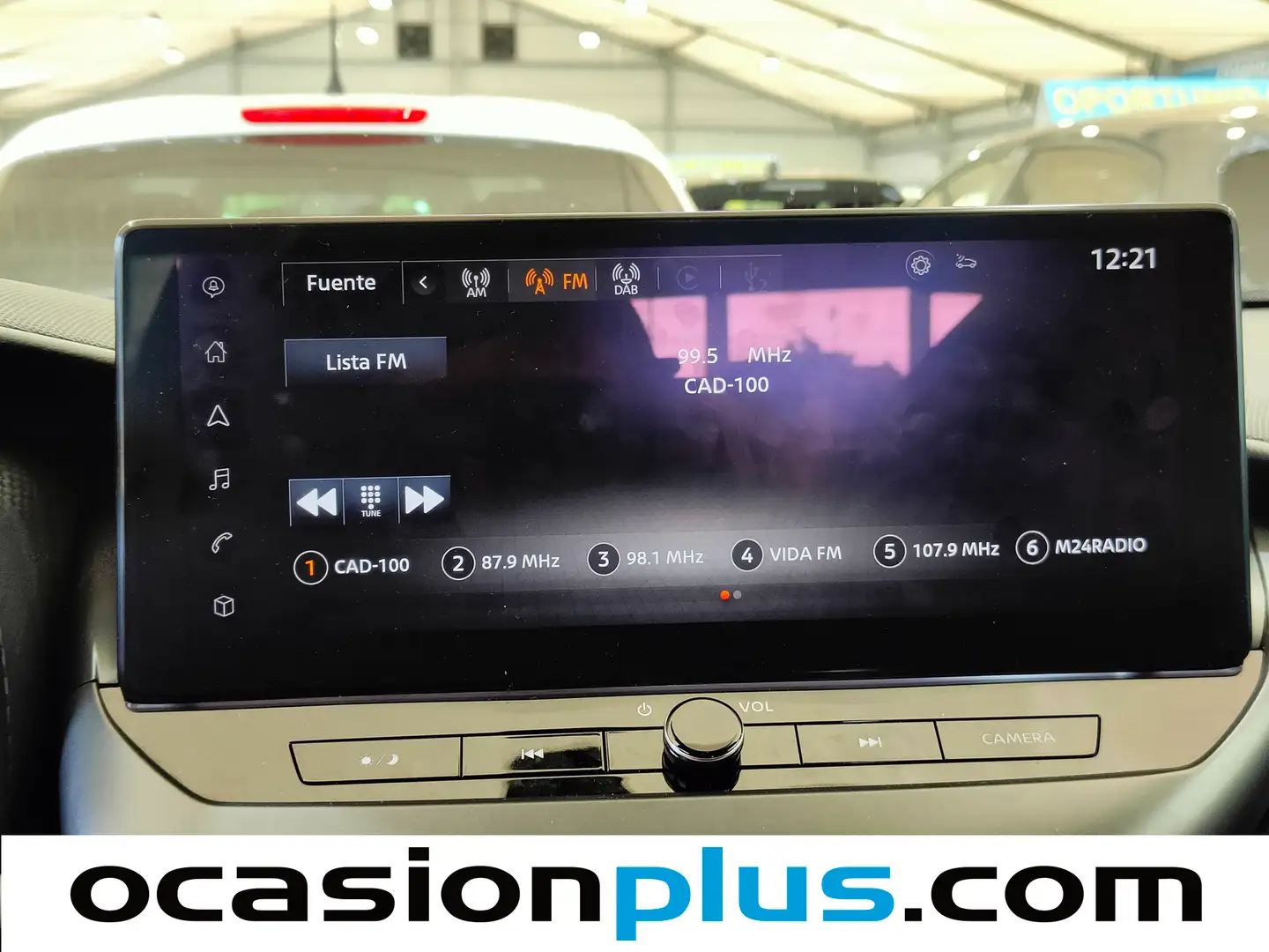 Foto Nissan JUKE Nissan Juke DIG-T N-Connecta 4x2 DCT (114 CV)