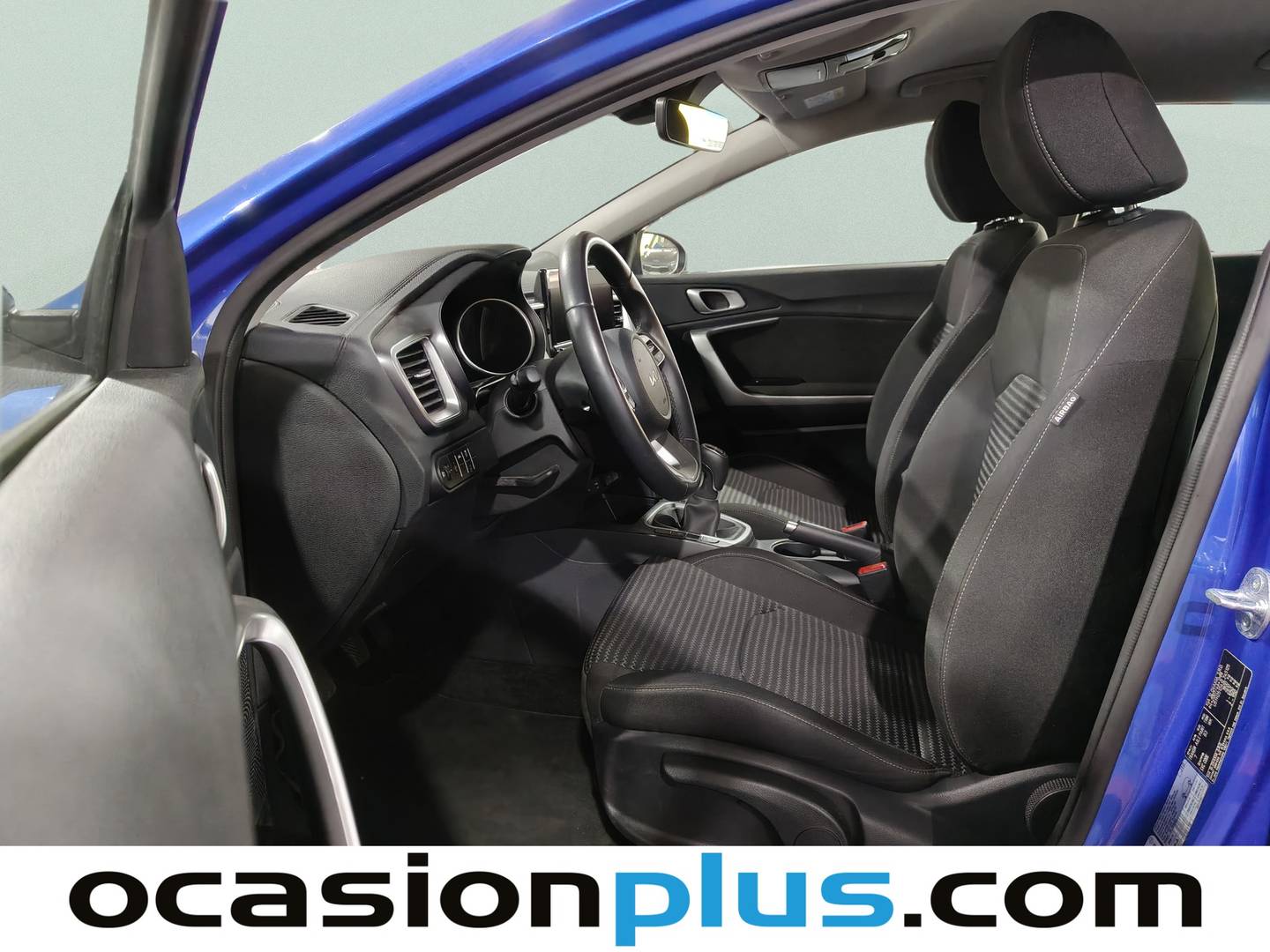 Foto asientos delanteros KIA Ceed KIA Ceed 1.0 T-GDI Drive (100 CV)