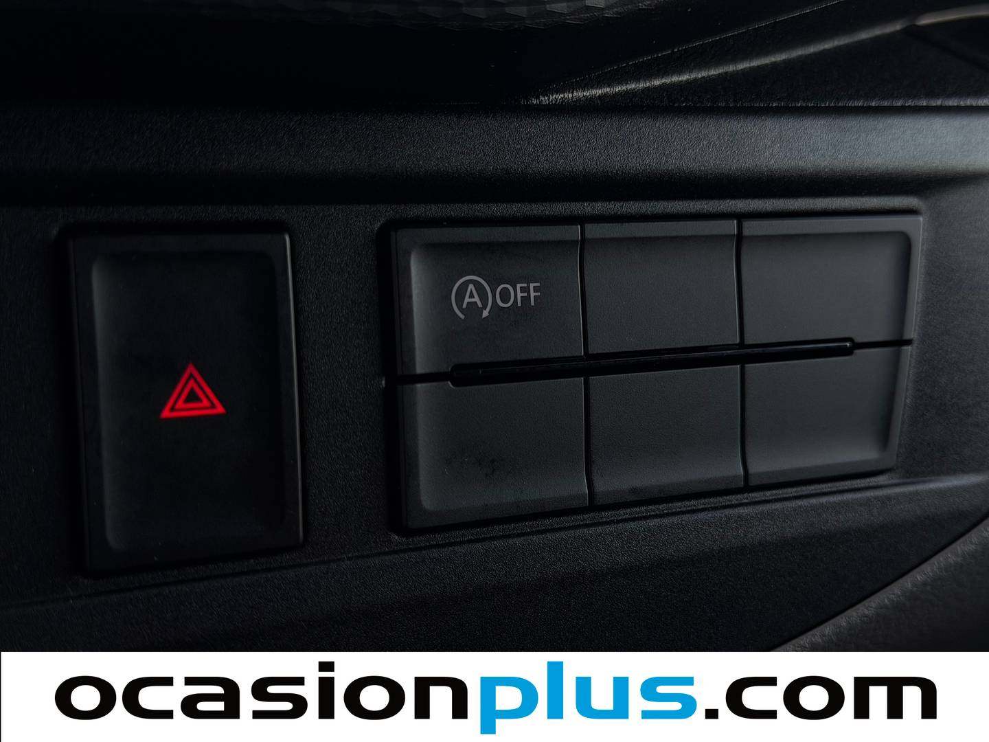 Volkswagen Transporter Volkswagen Transporter Mixto Batalla Corta TN 2.0 TDI BMT  (110 CV) Semi-camperizada 4 plazas de ocasión