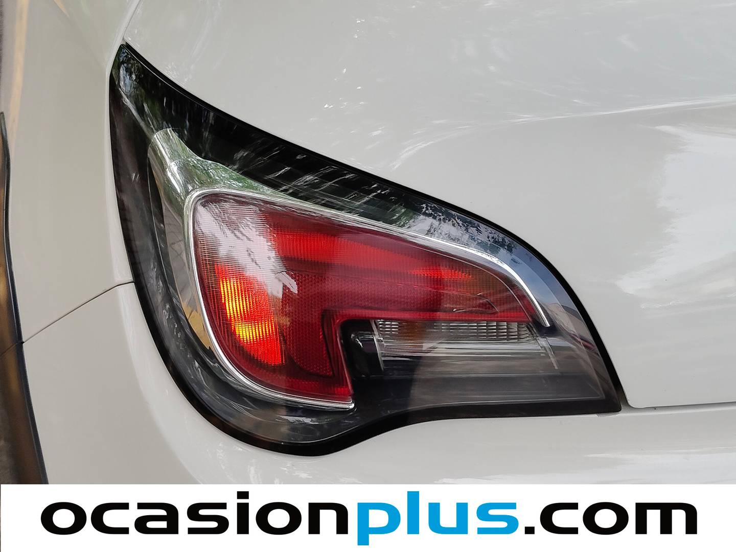 Opel Adam Opel Adam 1.0 XFT Rocks (115 CV) manual
