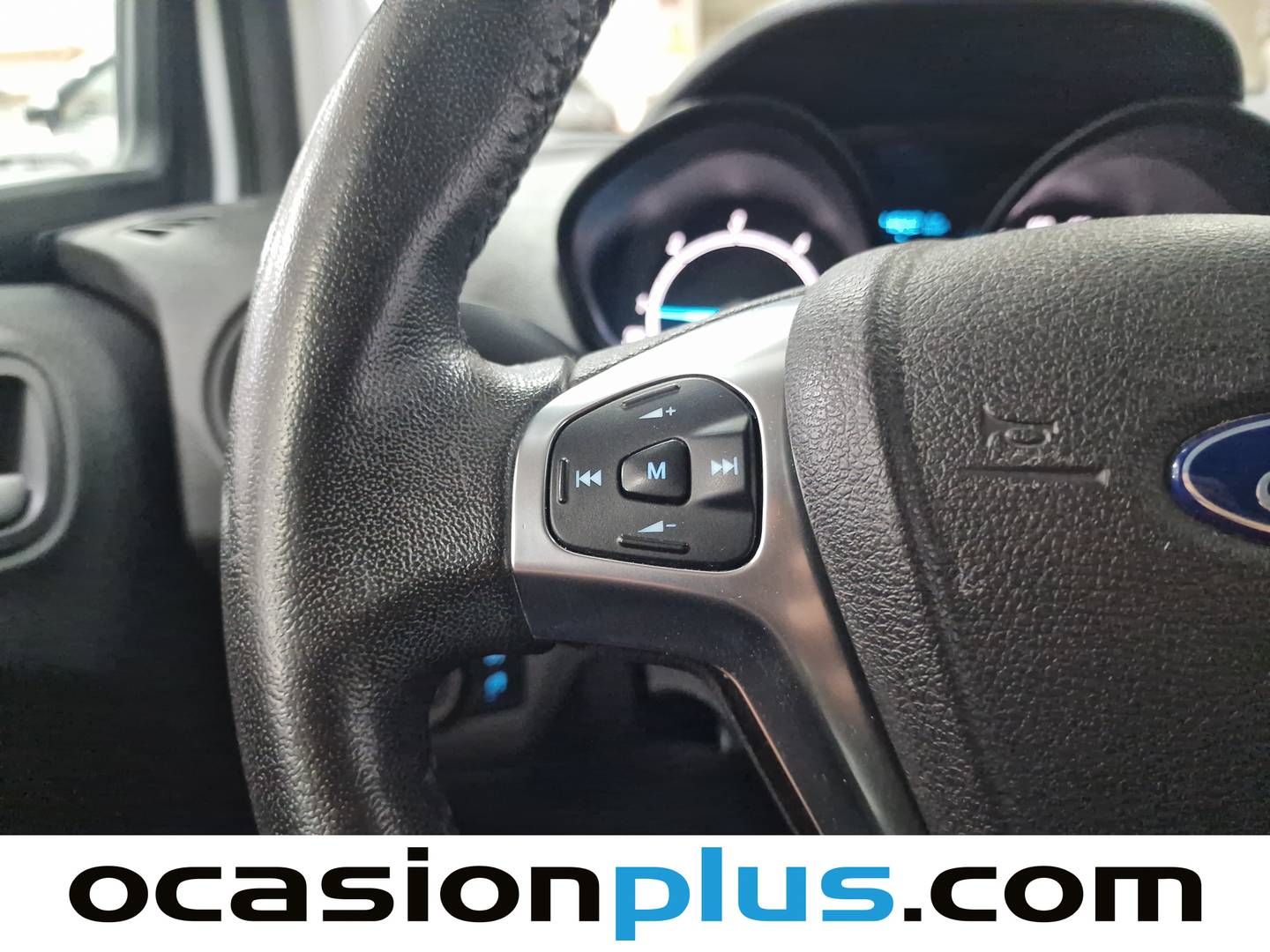 Extras y acabados del Ford Transit Courier Ford Transit Courier Furgon 1.5 TDCI Trend (100 CV)
