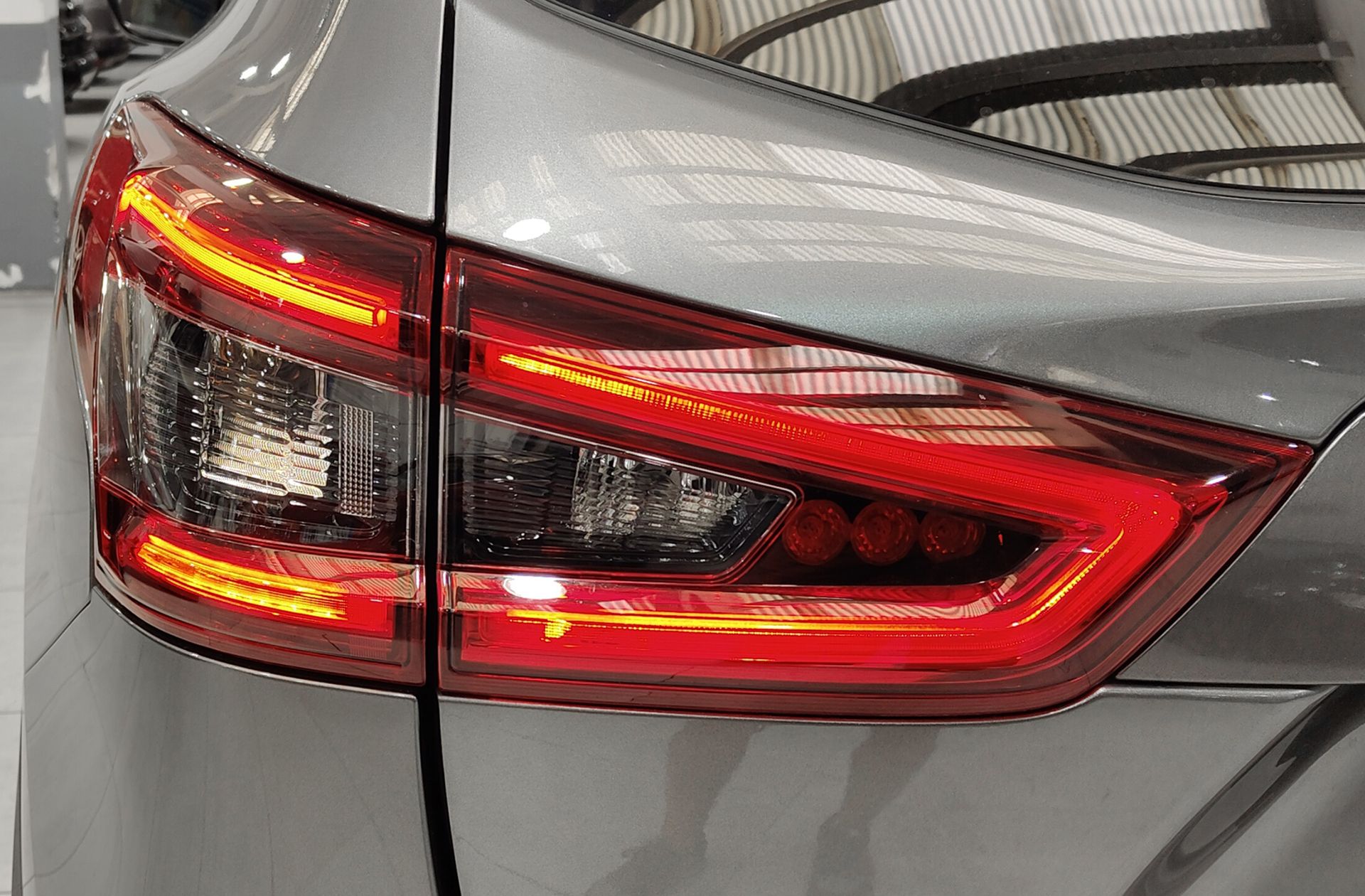 Nissan Qashqai DIG-T 160 Tekna+ - foto 19